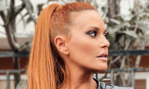 Η Σίσσυ Χρηστίδου μας έδειξε ποιο είναι το χρώμα της δεύτερης καραντίνας