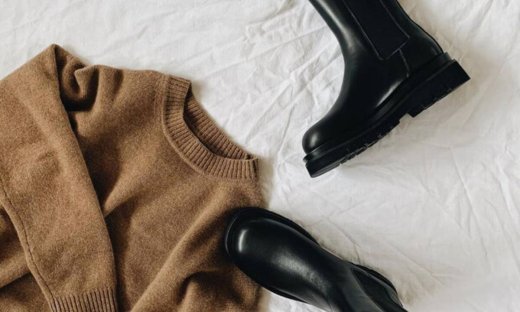 Αυτές είναι οι άνετες flat μπότες που μπορείς να φοράς και στην καραντίνα