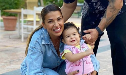 Ελένη Χατζίδου: Η περπατόπιτα της κόρης της και η απίθανη φώτο της Μελίτας