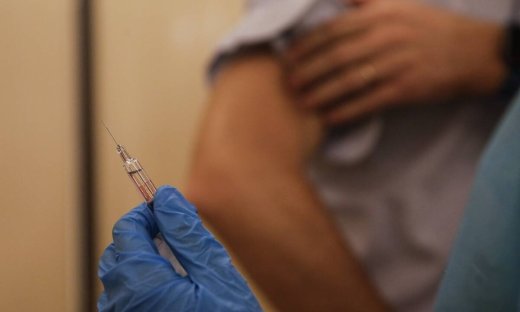 Κορονοϊός - Βίντεο-ντοκουμέντο: Έτσι παρασκευάζεται το εμβόλιο της Pfizer - Πότε έρχεται στην Ελλάδα