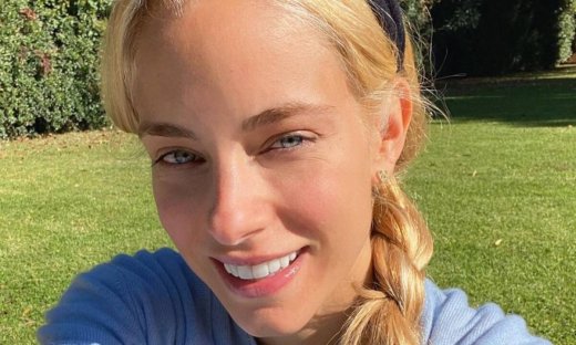 Δούκισσα Νομικού: Βόλτα με τα δυο της παιδιά εν μέσω πανδημίας