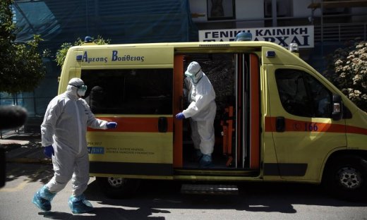 Κρούσματα σήμερα: Νέο αρνητικό ρεκόρ με 540 διασωληνωμένους, 103 νεκρούς και 1498 νέες μολύνσεις