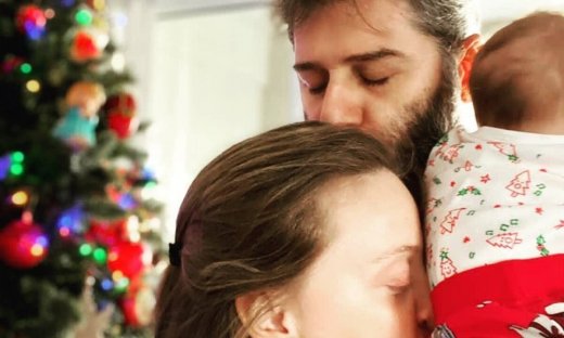 Αλέξανδρος Μπουρδούμης: Βόλτα στην εξοχή με τον γιο του - Δείτε φώτο