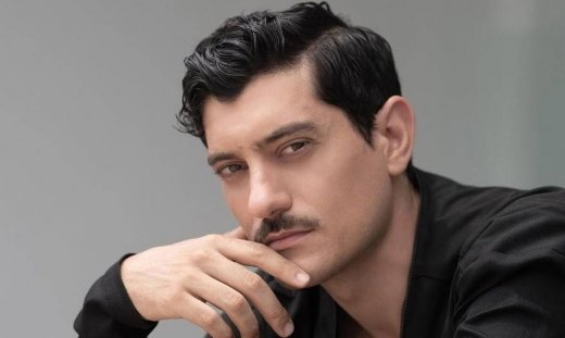 Αργύρης Πανταζάρας: «Καλλιτέχνης είμαι. Δεν είμαι διασημότητα»