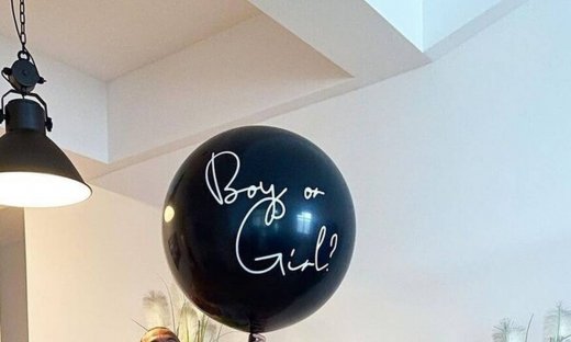 Γνωστό ζευγάρι της showbiz έμαθε το φύλο του μωρού που περιμένει (vid&pics)