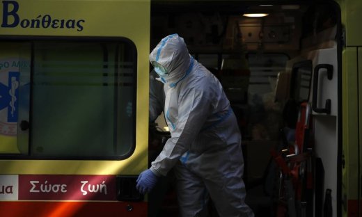 Κρούσματα σήμερα: 937 νέα ανακοίνωσε ο ΕΟΔΥ - 62 νεκροί σε 24 ώρες - 495 οι διασωληνωμένοι