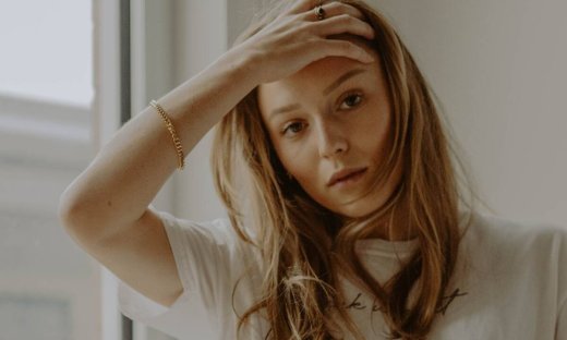 Αυτό είναι το hack που θα σώσει τα μαλλιά σου το 2021