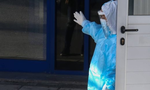 Κρούσματα σήμερα: 928 νέα ανακοίνωσε ο ΕΟΔΥ - 40 θάνατοι σε 24 ώρες, στους 405 οι διασωληνωμένοι