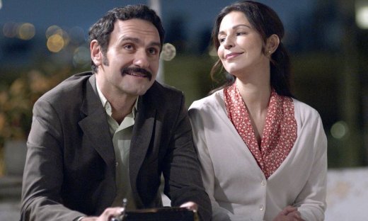 Τα καλύτερά μας χρόνια: Εποχή εκπτώσεων και οι γυναίκες σπεύδουν να πάνε στα μαγαζιά