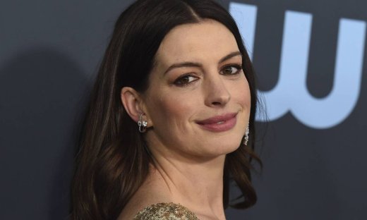 Η Anne Hathaway μόλις έκανε το απόλυτο κούρεμα του φετινού χειμώνα