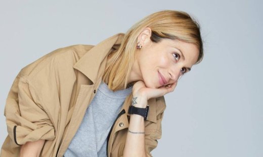 Η νέα συλλογή ρούχων της Σοφίας Καρβέλα είναι ο ορισμός του comfy&chic ντυσίματος