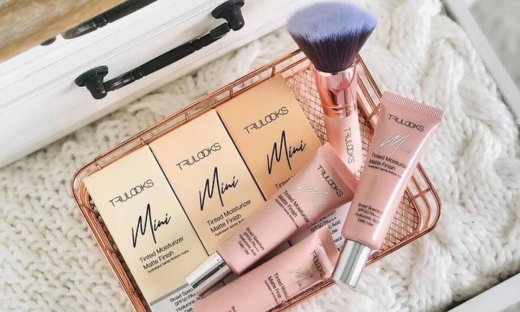 Shopping guide: 8 κρέμες προσώπου με χρώμα για ενυδάτωση και ελαφριά κάλυψη