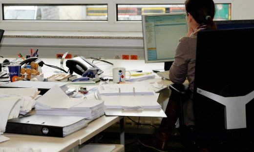 Έρευνα: Πάνω από τους μισούς εργαζόμενους αναφέρουν σεξουαλική παρενόχληση στην εργασία τους