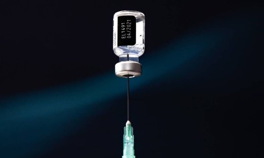 Εμβόλιο κορονοϊού: Ανοίγει στις 10/02 η πλατφόρμα για πολίτες 60-64, στις 12/02 για τους 75-79 ετών