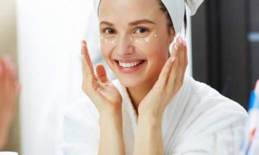 5 λάθη που κάνεις στο μακιγιάζ τον χειμώνα και έχεις διαρκώς ξηρό δέρμα