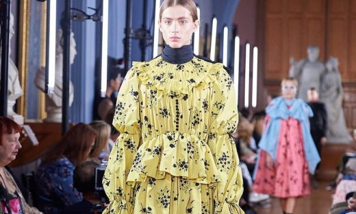 5 στυλιστικές τάσεις που θέλουμε να φορέσουμε τους επόμενους μήνες