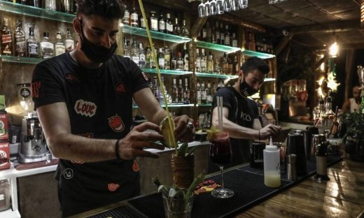 Lockdown: Πότε και πώς ανοίγουν σχολεία, λιανεμπόριο, εστίαση - Η παράταση και η ημερομηνία-«κλειδί»