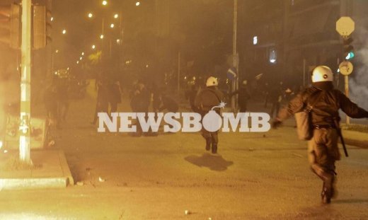 Νέα Σμύρνη: Συνελήφθη μέλος ομάδας αντιεξουσιαστών για τον ξυλοδαρμό του αστυνομικού