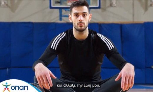 Ο Ιωάννης Παπαπέτρου στο διαδικτυακό παρκέ των Αθλητικών Ακαδημιών ΟΠΑΠ 