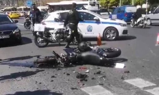 Τροχαίο στη Βουλή: Το βίντεο - ντοκουμέντο και τα ερωτήματα που ζητούν απαντήσεις