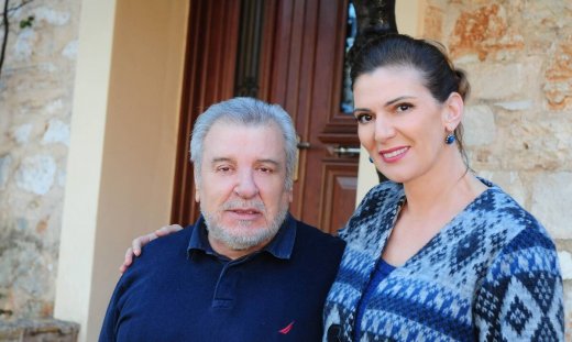 Χαιρέτα μου τον πλάτανo: Τα ψέματα του Μένιου βγαίνουν στη φόρα!