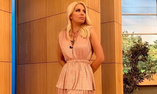 20 εμφανίσεις της Ελένης Μενεγάκη που μας έχουν λείψει πολύ (photos)