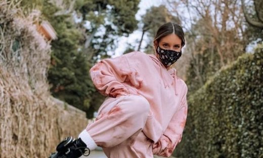 Οικονομάκου: Η ηθοποιός αυτοσαρκάζεται για τα κιλά της με μια αδημοσίευτη φωτό