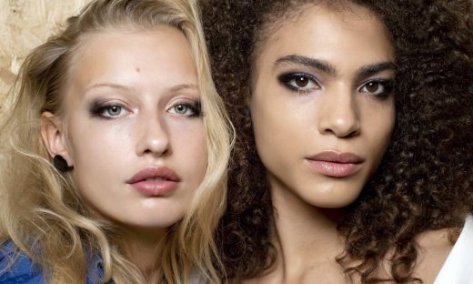 Ξέχνα τα φρύδια όπως τα ήξερες! Η μόδα τα θέλει πολύ διαφορετικά…