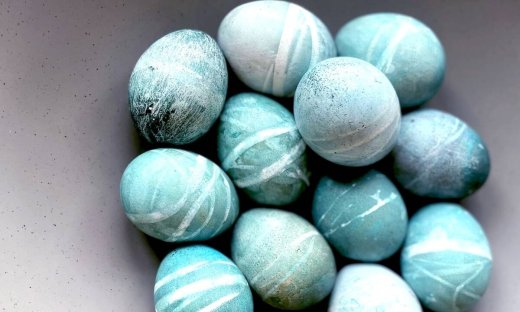 Shibori: Η ιαπωνική τεχνική μπορεί να ομορφύνει ακόμη και τα πασχαλινά σου αυγά (video)