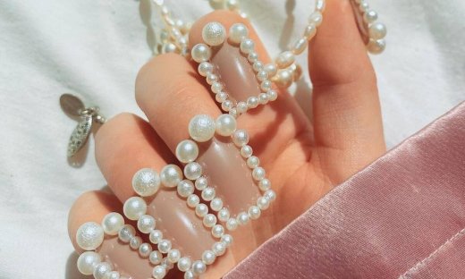 Τα νύχια με πέρλες ταιριάζουν απόλυτα στη σημερινή ημέρα (photos)