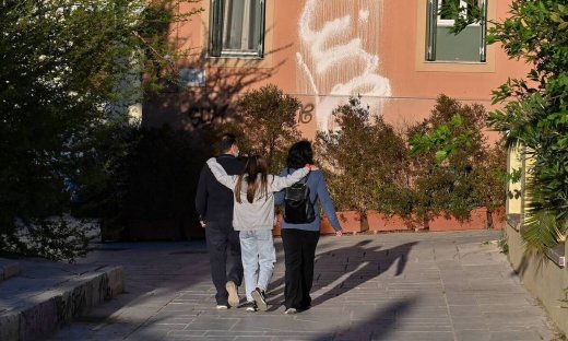 Έρχονται μεγαλύτερες ελευθερίες για εμβολιασμένους –  Ποιος ο στόχος των «μπόνους»