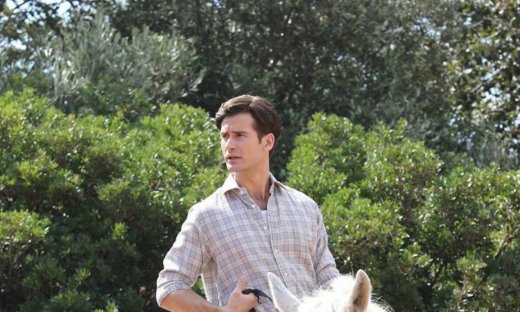 Άγριες Μέλισσες: Ο Νικηφόρος αποτελείωσε τον πατέρα του και το Twitter τον δόξασε (photos)