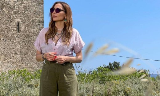 Έτσι θα φτιάξεις το χτένισμα της Δέσποινας Βανδή με τους χαλαρούς κυματισμούς