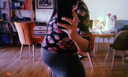 Ελληνίδα ηθοποιός γέννησε και μας δείχνει την εντυπωσιακή κούνια του μωρού