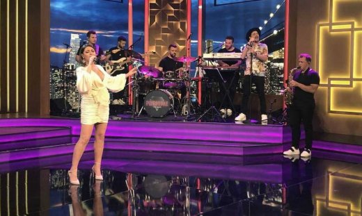 The 2Night Show: Η Έλενα Παπαρίζου μετά τη Eurovision μιλά για όλα στον Γρηγόρη Αρναούτογλου