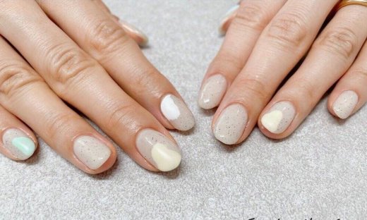 Νύχια στα χρώματα της άμμου: Πάρε ιδέες για να τα βάψεις (photos)