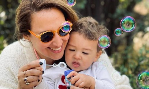 Κλέλια Πανταζή: Καλοκαιρινή βόλτα με το γιο και την ανιψιά της