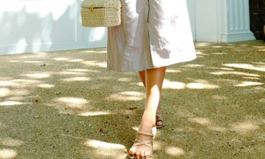 7 σανδάλια ντουντ που ταιριάζουν με όλα τα καλοκαιρινά φορέματα (photos)