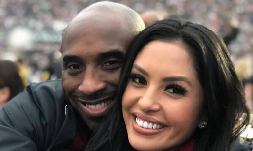 Έξαλλη η Βανέσα Μπράιαντ με γνωστή εταιρεία αθλητικών ειδών για παπούτσι που η ίδια σχεδίασε (pics)