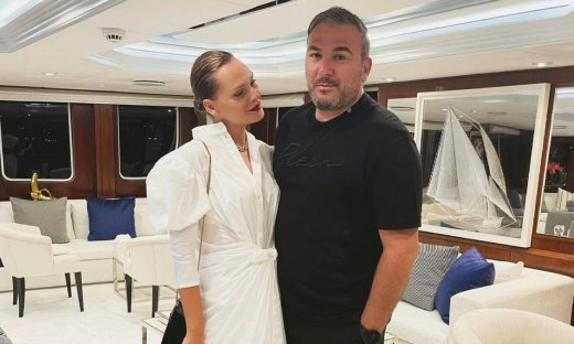 Υβόννη Μπόσνιακ: Η τρυφερή φωτογραφία με τον Ρέμο στα γενέθλιά της