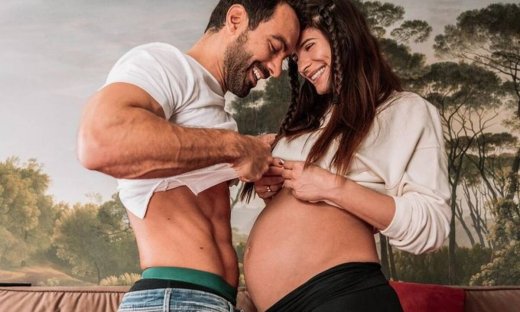 Χριστίνα Μπόμπα: «Daddy cool» ο Τανιμανίδης - Δείτε πώς τον φωτογράφισε