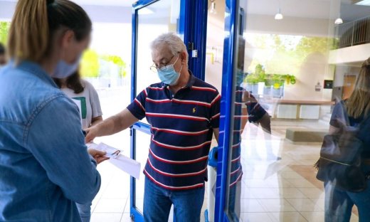 Πανελλήνιες 2021 - Πανελλαδικές 2021: Τι ώρα θα ξέρουμε τα θέματα σε Βιολογία, Μαθηματικά, Αρχαία