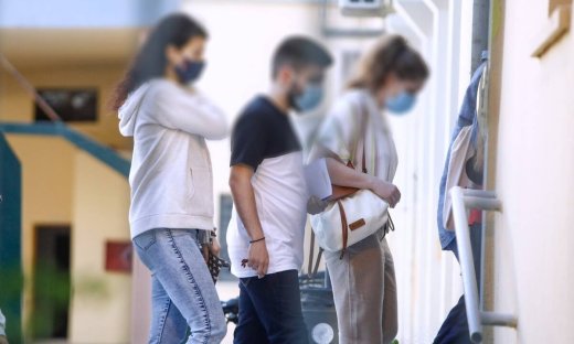 Πανελλήνιες - Πανελλαδικές 2021: Οι απαντήσεις σε Βιολογία, Μαθηματικά και Αρχαία Ελληνικά