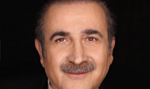 Λάκης Λαζόπουλος: «Το βιβλίο είναι ένας τρόπος να της πω ευχαριστώ»