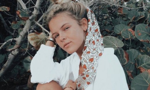 Έτοιμη για παραλία; 6 χτενίσματα για να κλέψεις τις εντυπώσεις