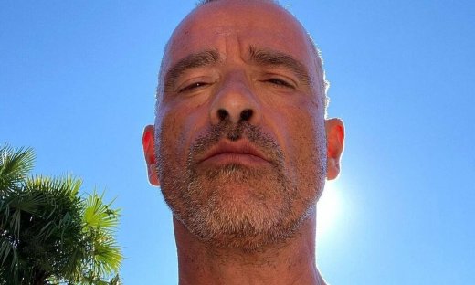 Eros Ramazzotti: Για διακοπές στη Μύκονο ο Ιταλός τραγουδιστής του έρωτα!