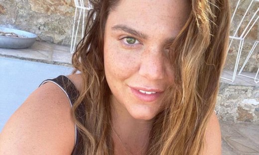 Δανάη Μπάρκα: Μιλάει με τον πρώην της και προδίδει τη συνομιλία τους (photo)