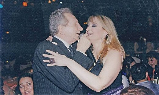 Κατερίνα Κόρου: Aπό τα έδρανα της Νομικής στο «ταξίδι» του δημοτικού τραγουδιού