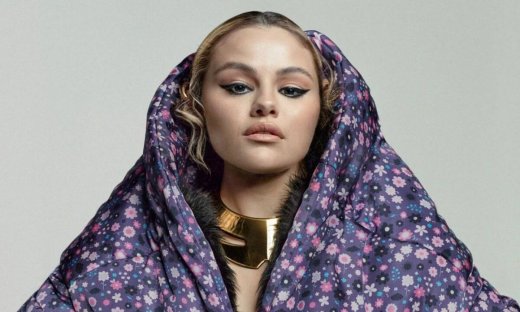 Neon mani: Η Selena Gomez τόλμησε τη μεγαλύτερη τάση της σεζόν στα νύχια