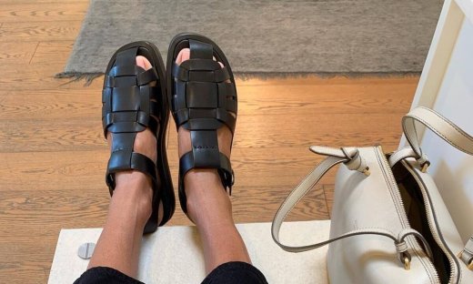 Spider Sandals: Το καλοκαιρινό παπούτσι που δεν πρέπει να λείπει από την ντουλάπα σου